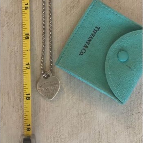 Dog tag Necklace with Heart charm - Picture 2 of 3